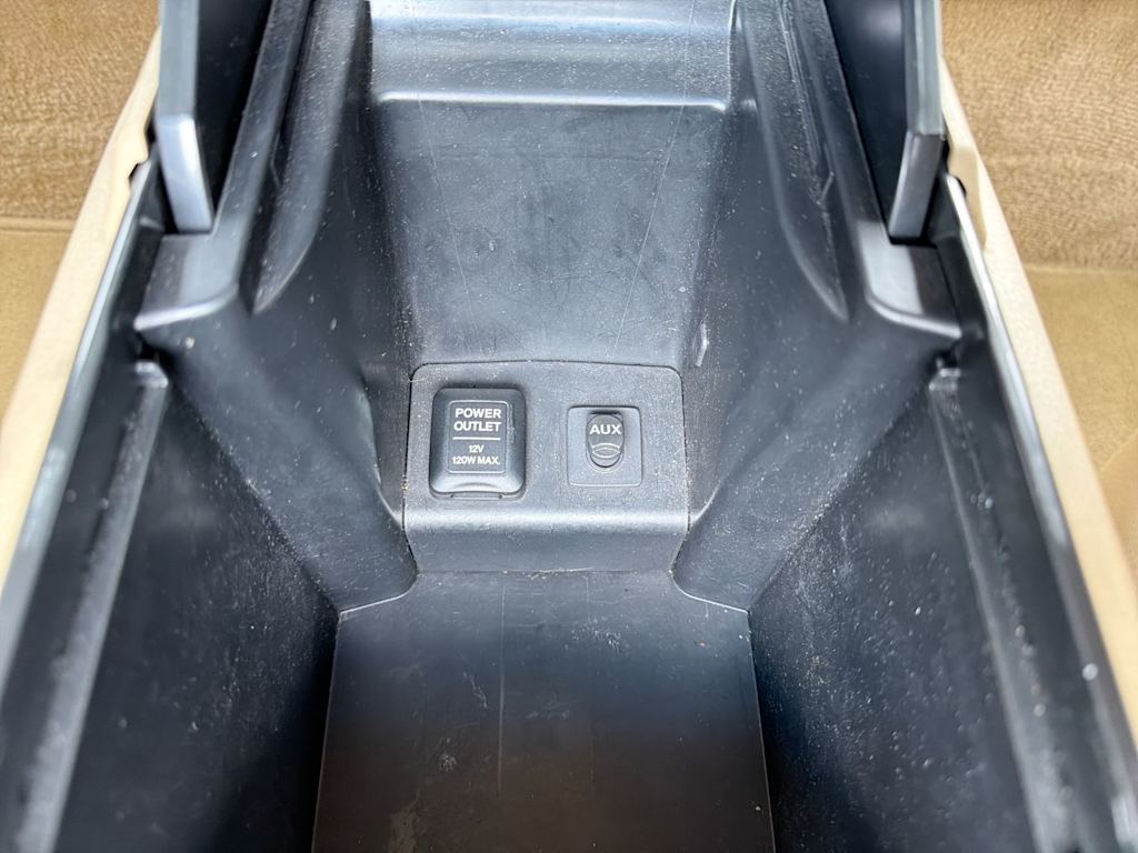 Thumbnail: 2010 Honda Accord - 33