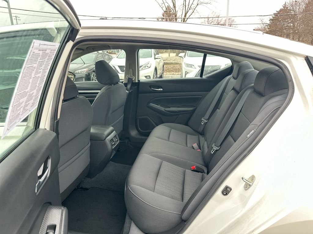 Thumbnail: 2019 Nissan Altima - 30