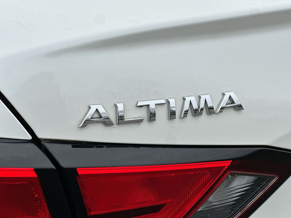 Thumbnail: 2019 Nissan Altima - 7