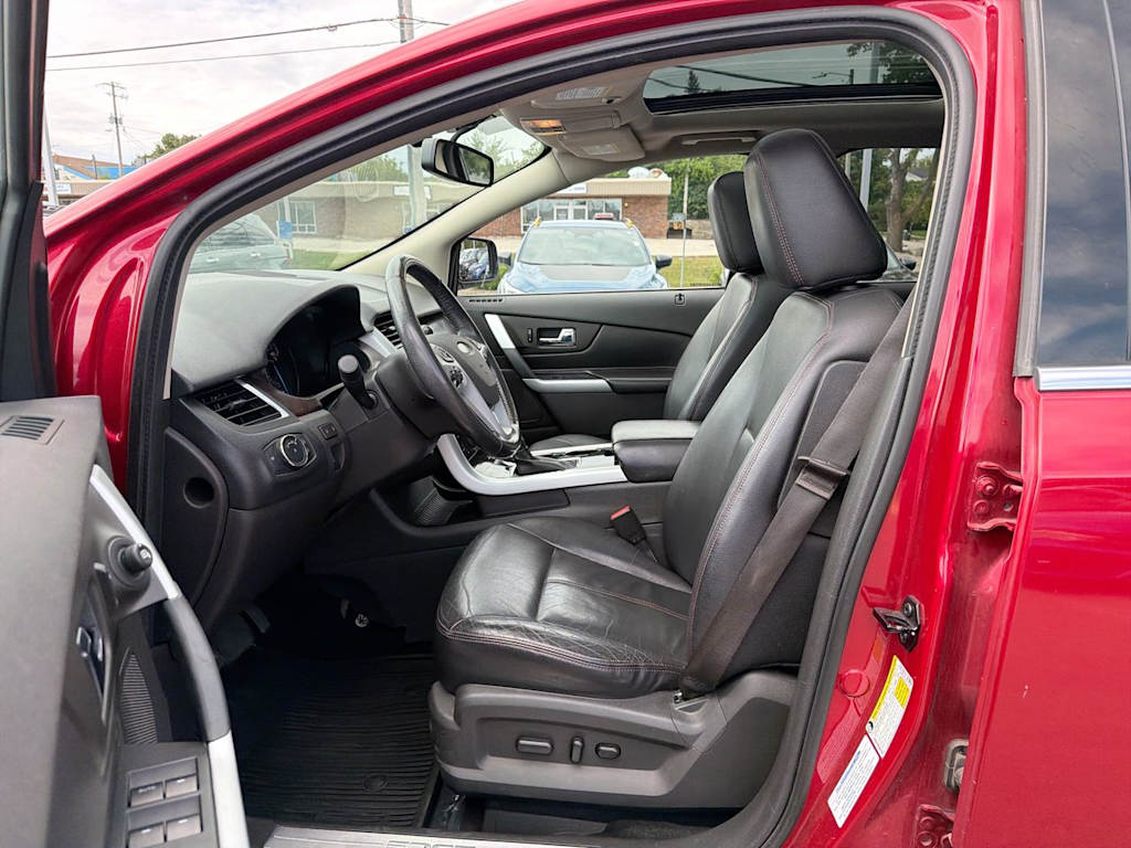 Thumbnail: 2011 Ford Edge - 10