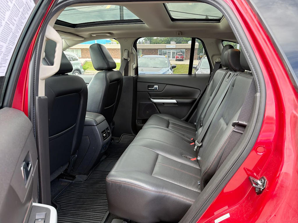 Thumbnail: 2011 Ford Edge - 31