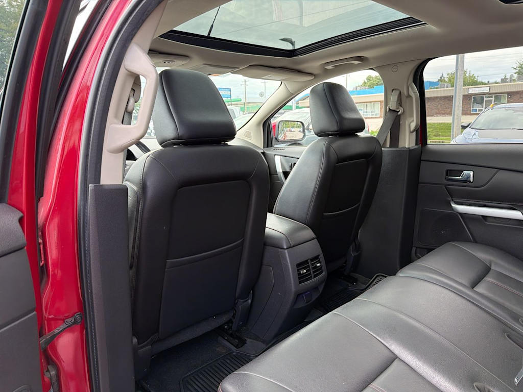 Thumbnail: 2011 Ford Edge - 12