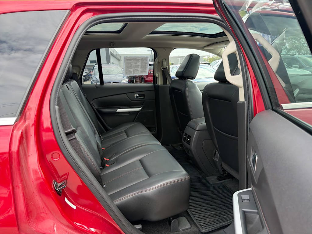 Thumbnail: 2011 Ford Edge - 32