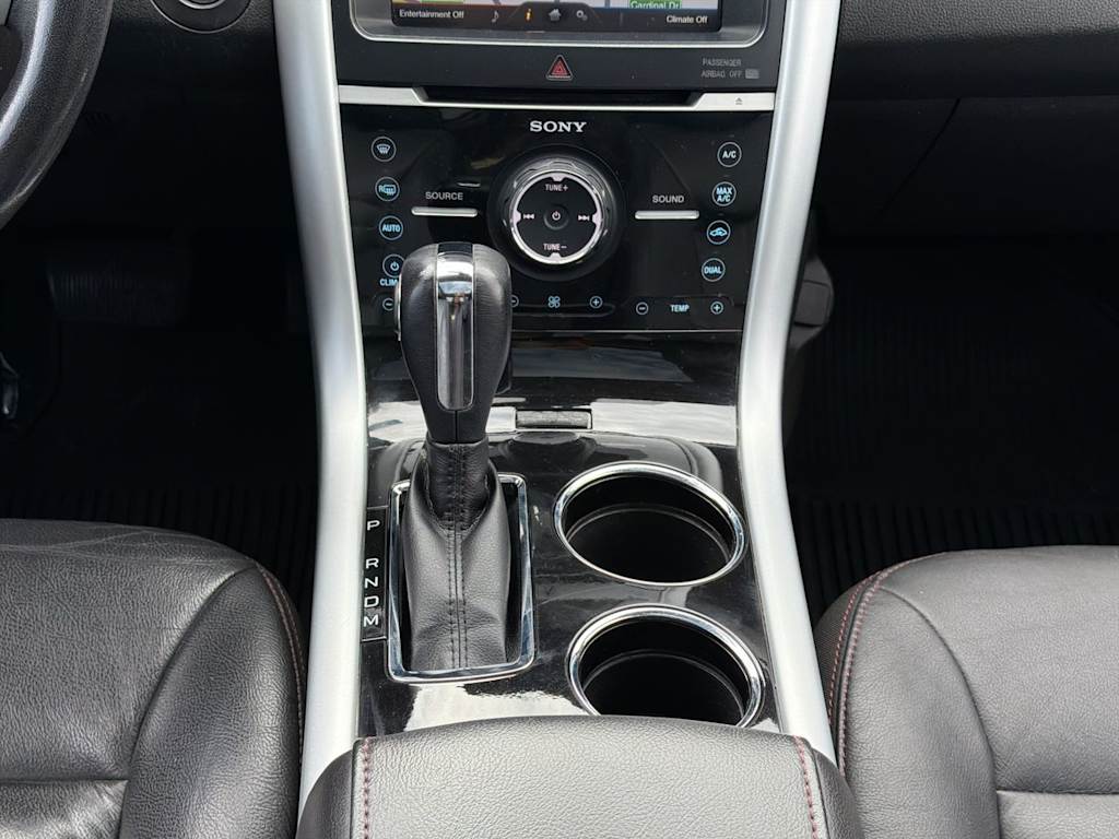 Thumbnail: 2011 Ford Edge - 14