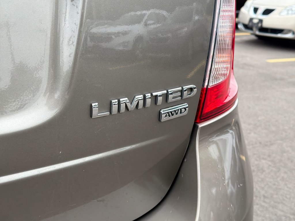 Thumbnail: 2013 Ford Edge - 28