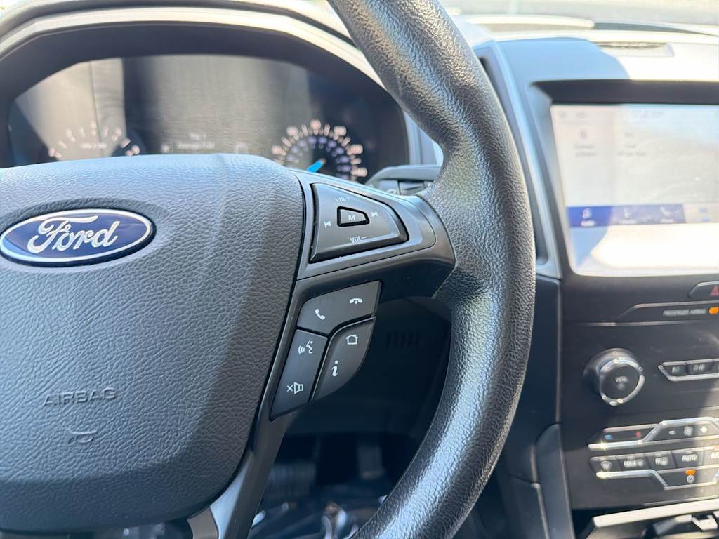 Thumbnail: 2020 Ford Edge - 33