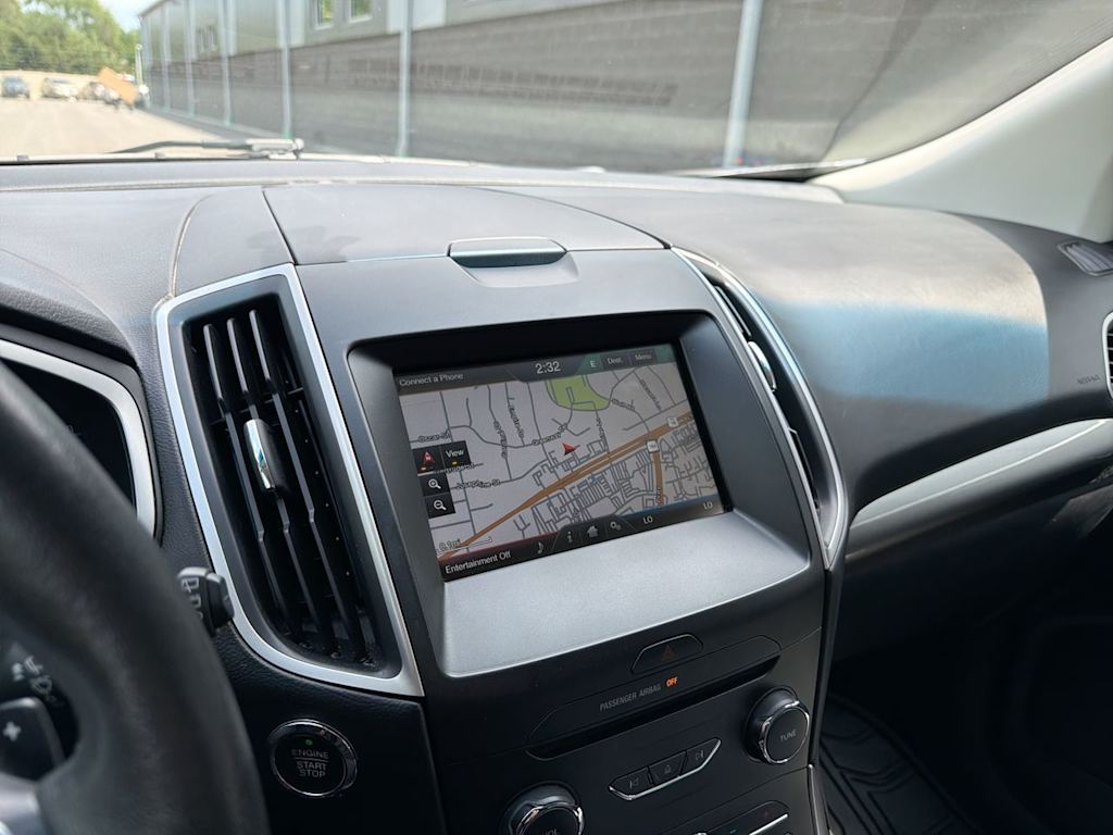 Thumbnail: 2015 Ford Edge - 13