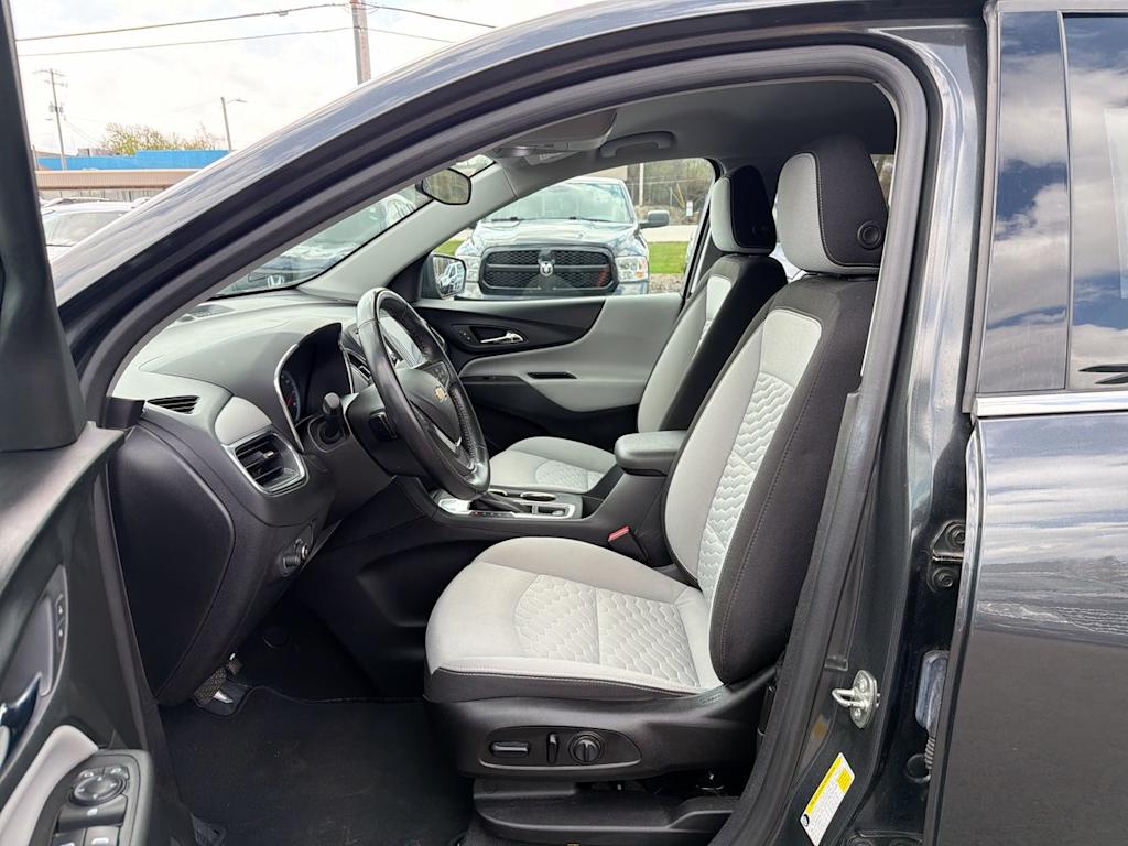 Thumbnail: 2018 Chevrolet Equinox - 10