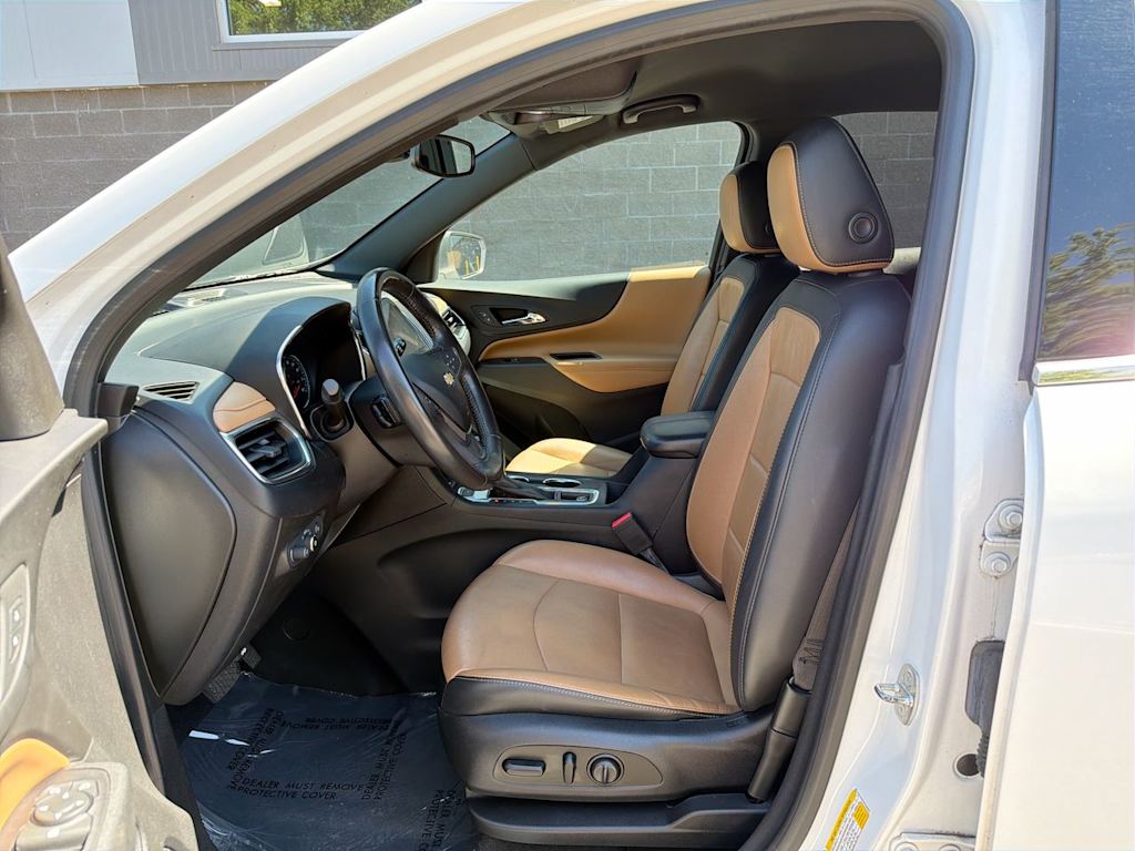 Thumbnail: 2019 Chevrolet Equinox - 10