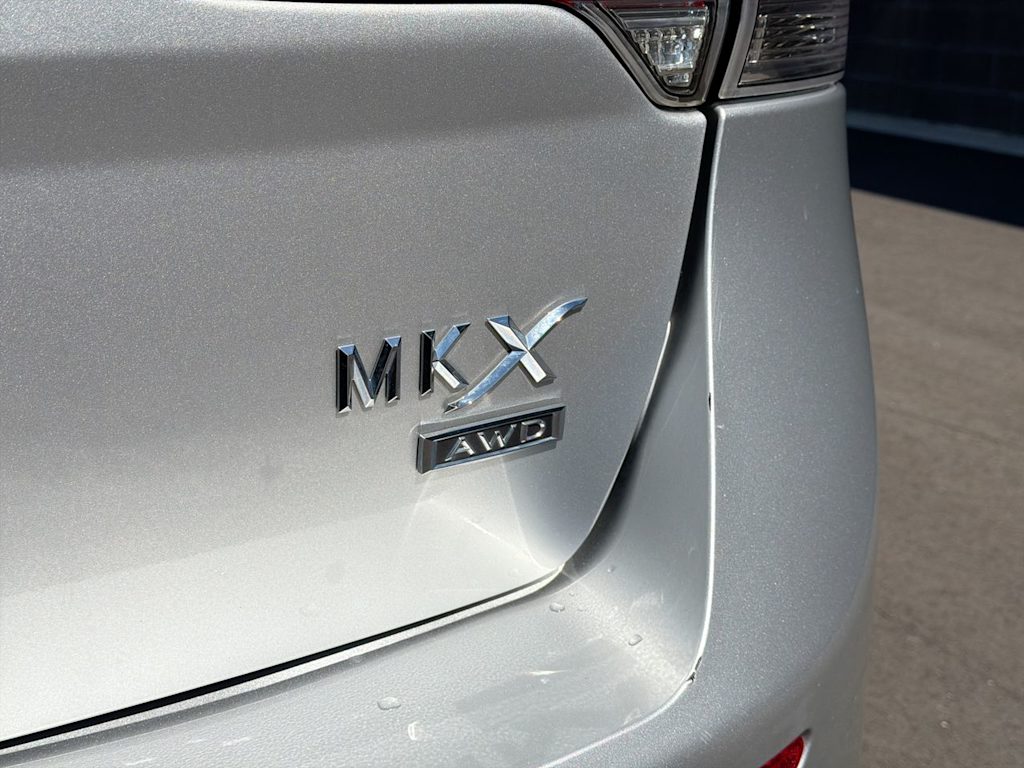 Thumbnail: 2013 Lincoln MKX - 28