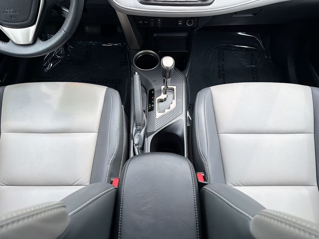 Thumbnail: 2015 Toyota RAV4 - 35