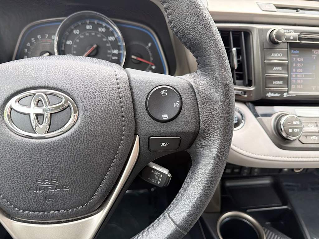 Thumbnail: 2015 Toyota RAV4 - 34