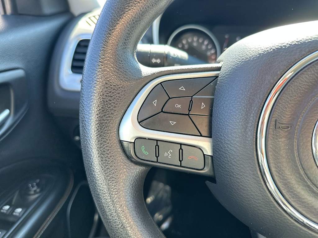 Thumbnail: 2019 Jeep Compass - 32