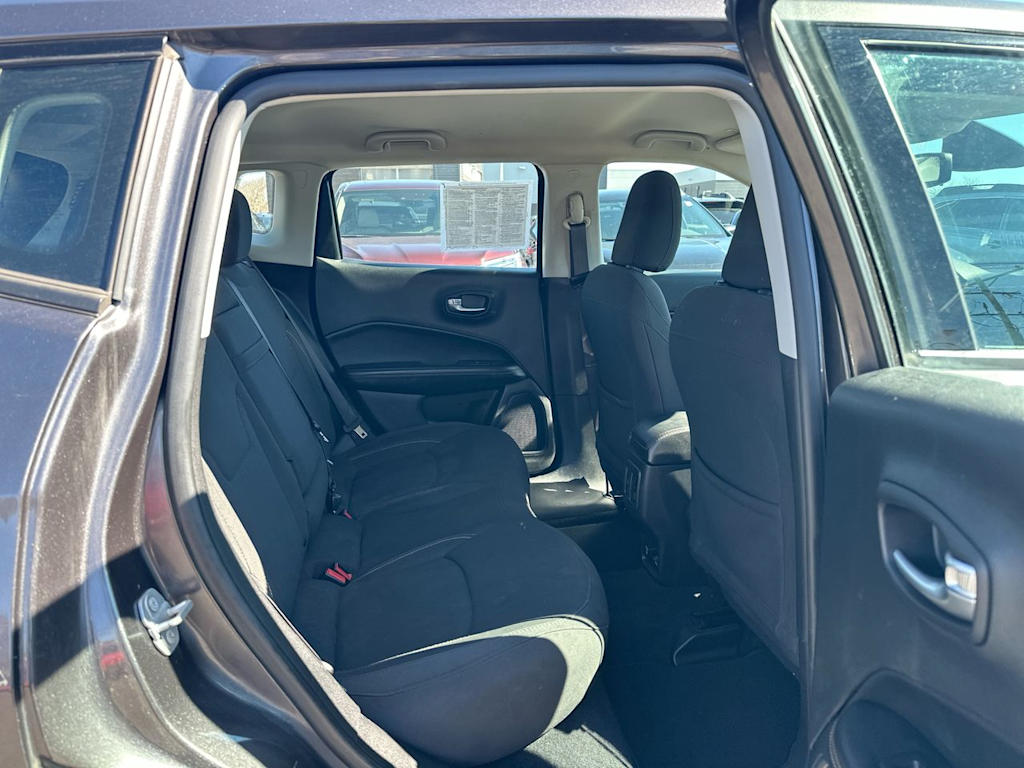 Thumbnail: 2019 Jeep Compass - 31