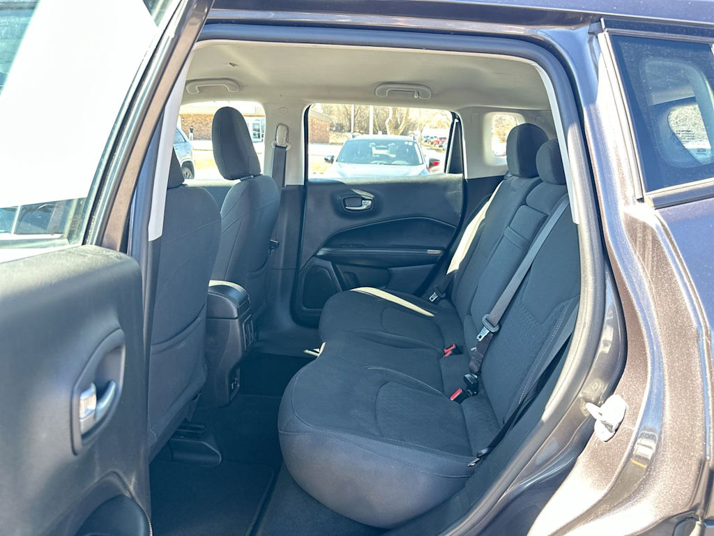 Thumbnail: 2019 Jeep Compass - 30