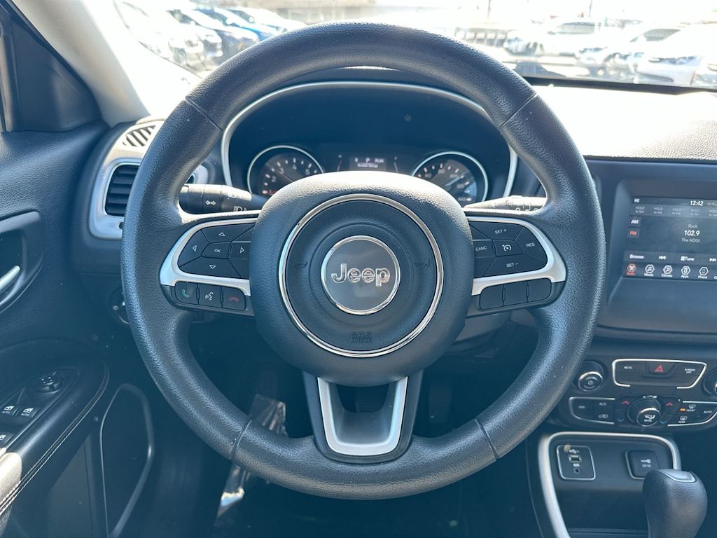 Thumbnail: 2019 Jeep Compass - 9