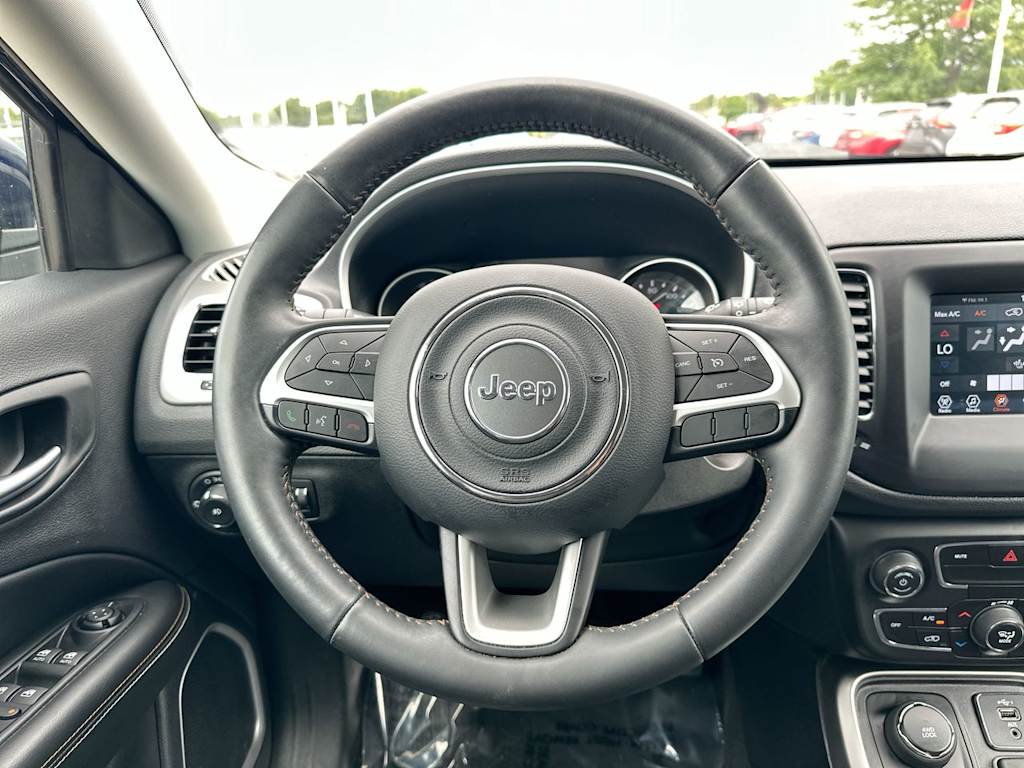 Thumbnail: 2019 Jeep Compass - 8