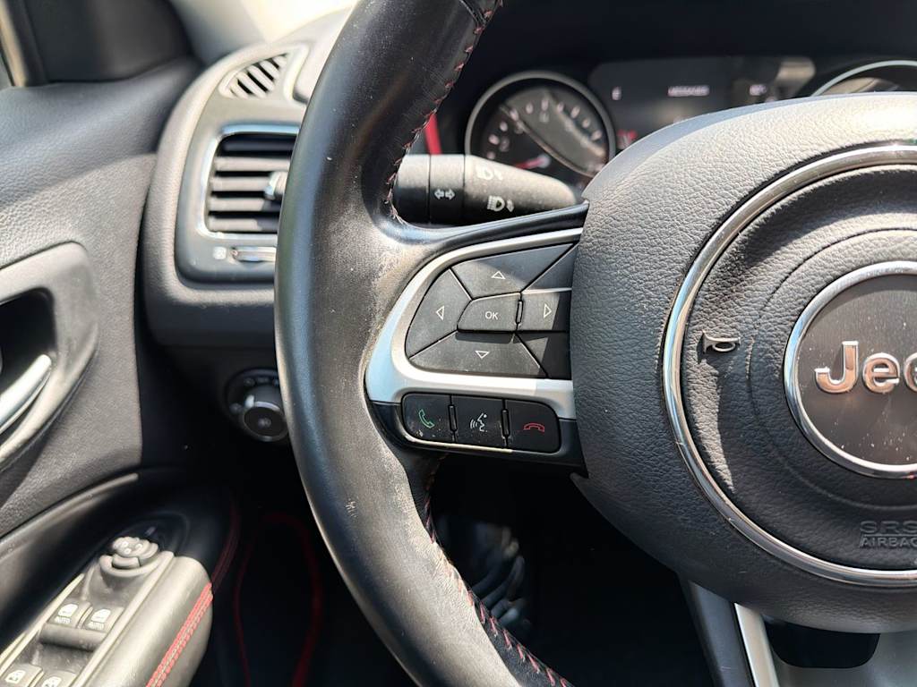Thumbnail: 2020 Jeep Compass - 32