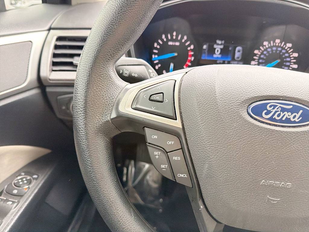 Thumbnail: 2020 Ford Fusion - 32