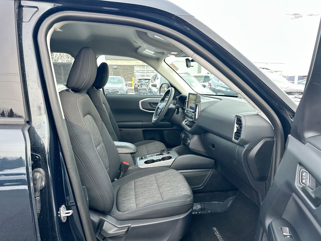 Thumbnail: 2023 Ford Bronco Sport - 10