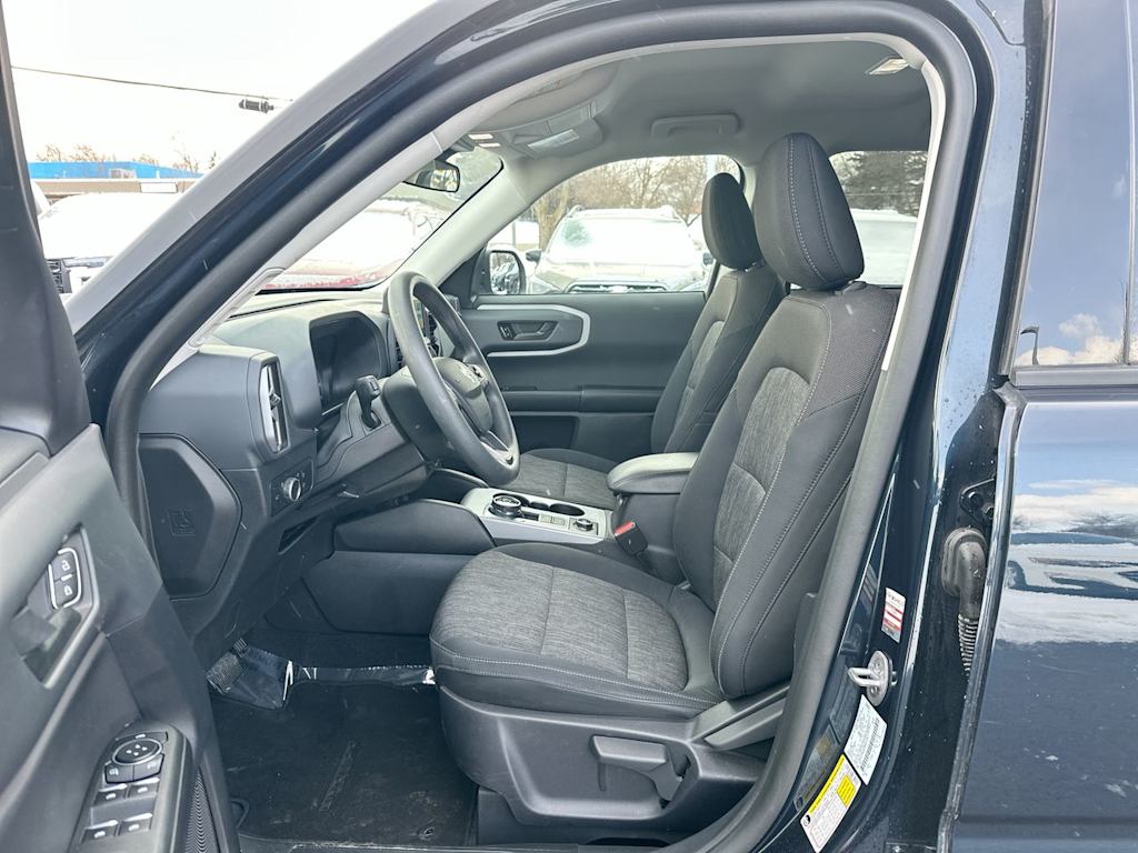 Thumbnail: 2023 Ford Bronco Sport - 9