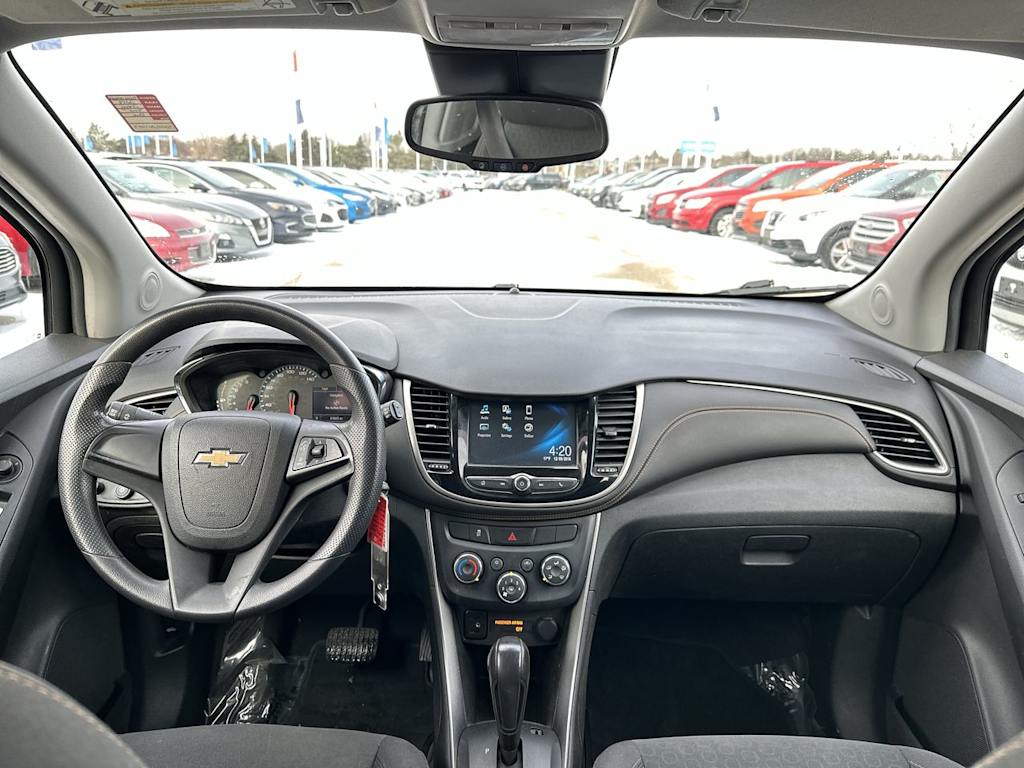 2017 Chevrolet Trax LS 2