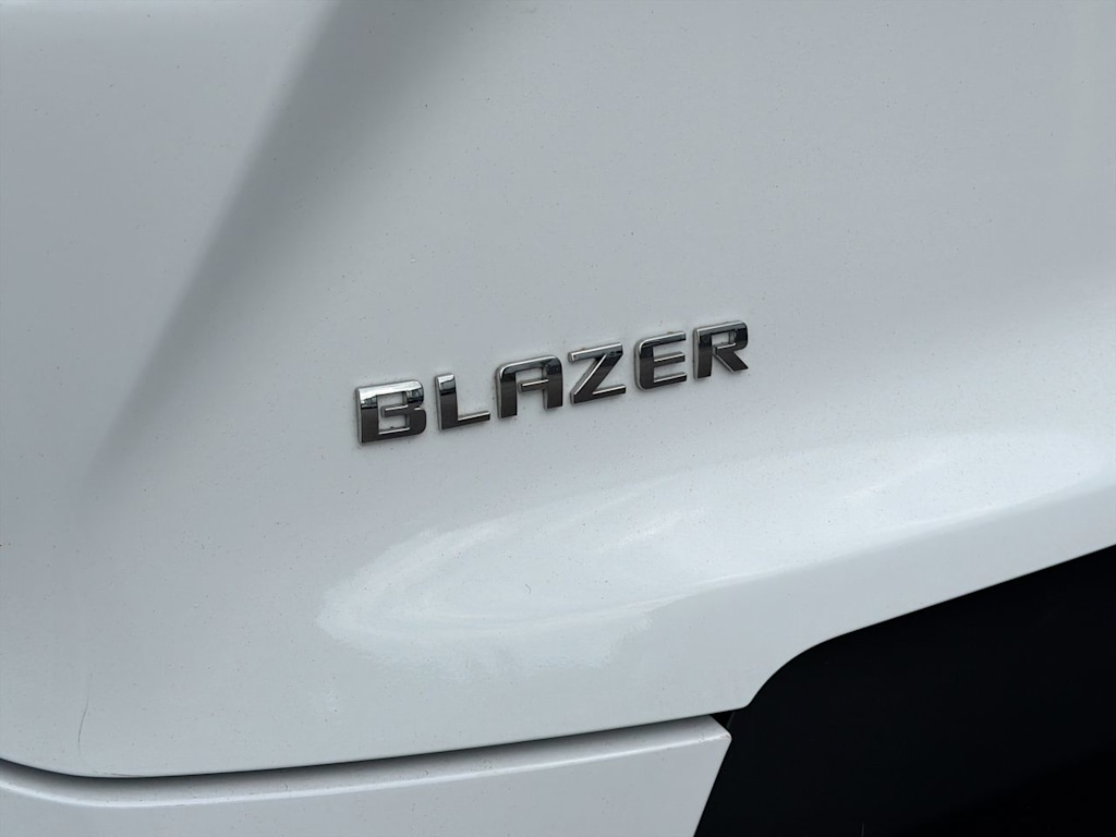 Thumbnail: 2020 Chevrolet Blazer - 28