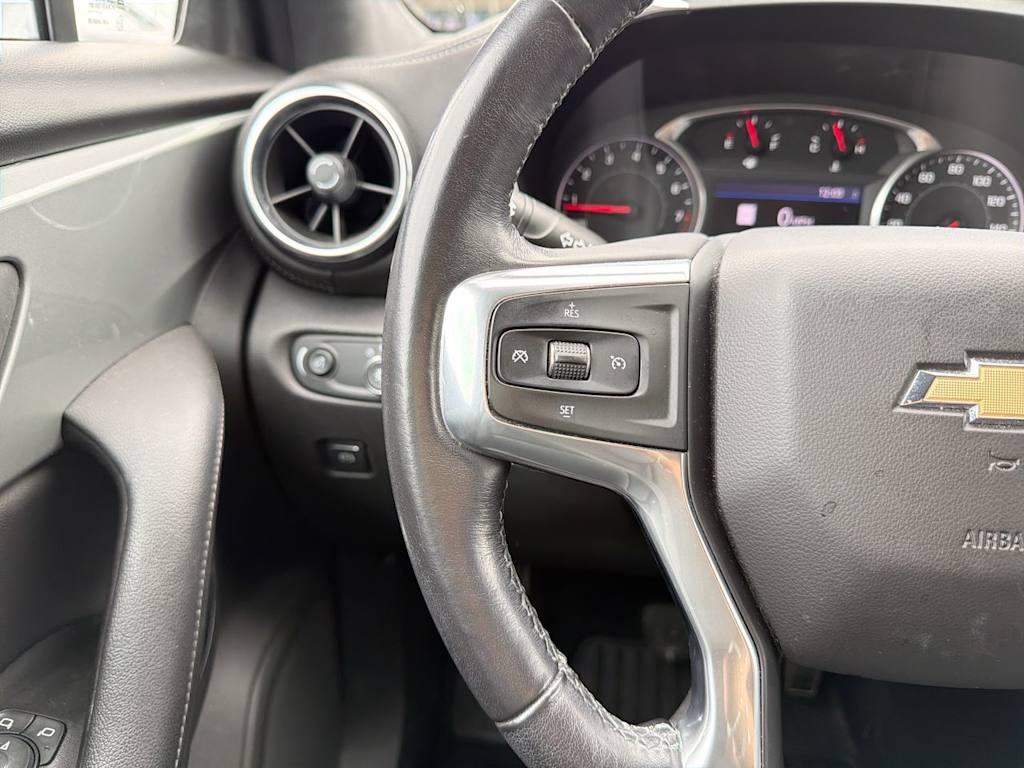 Thumbnail: 2019 Chevrolet Blazer - 31