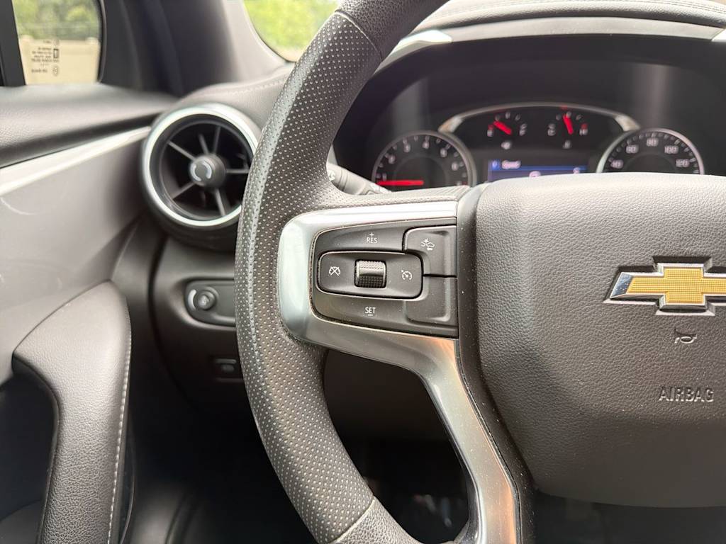 Thumbnail: 2021 Chevrolet Blazer - 31