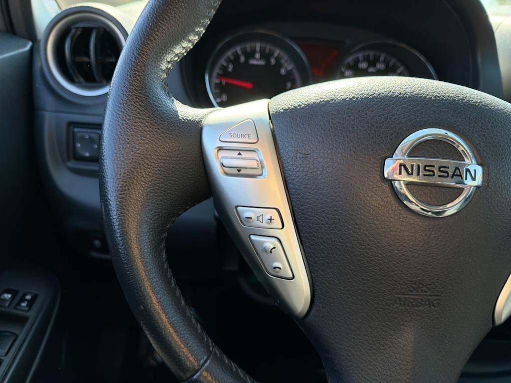 Thumbnail: 2014 Nissan Versa Note - 31