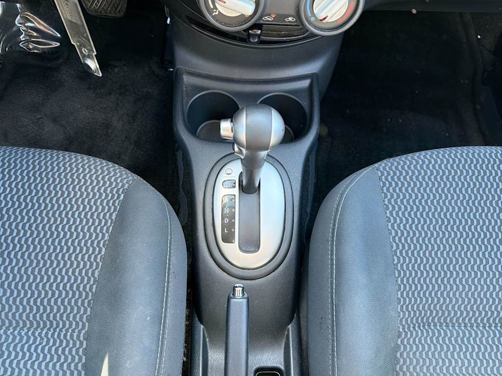 Thumbnail: 2014 Nissan Versa Note - 34