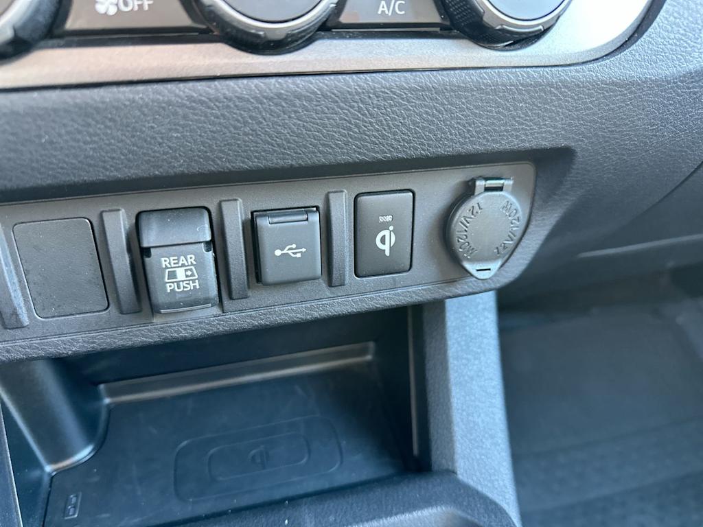 Thumbnail: 2022 Toyota Tacoma - 37