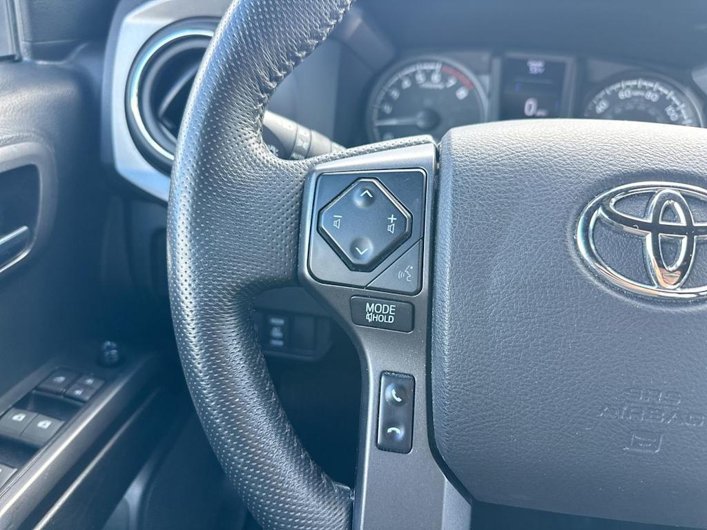 Thumbnail: 2022 Toyota Tacoma - 34