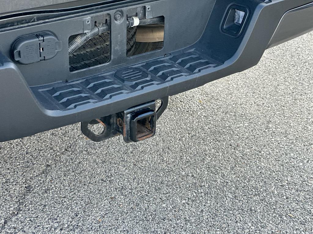 Thumbnail: 2022 Toyota Tacoma - 17