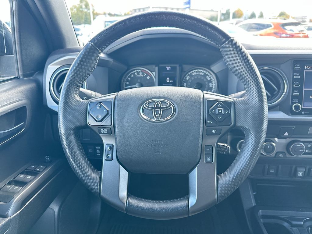 Thumbnail: 2022 Toyota Tacoma - 9