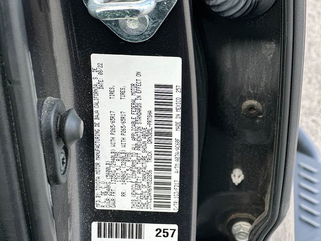 Thumbnail: 2022 Toyota Tacoma - 18