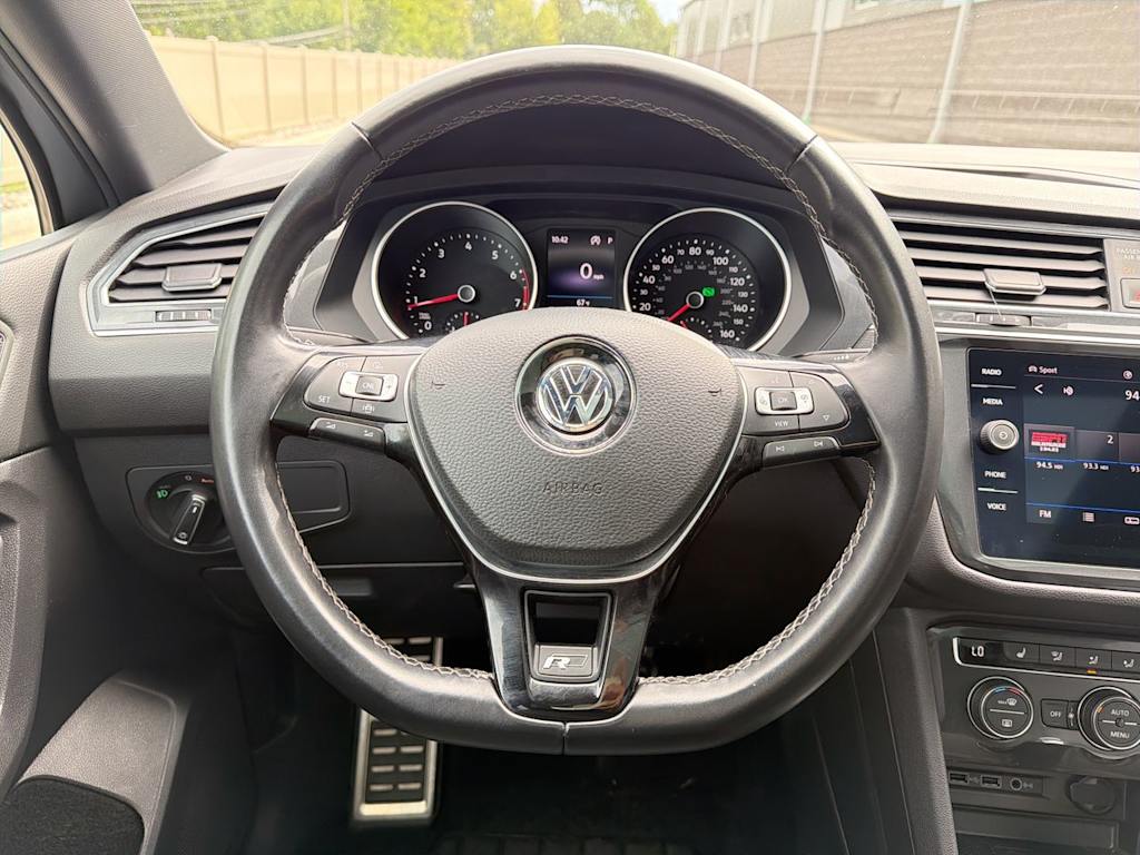 Thumbnail: 2020 Volkswagen Tiguan - 9