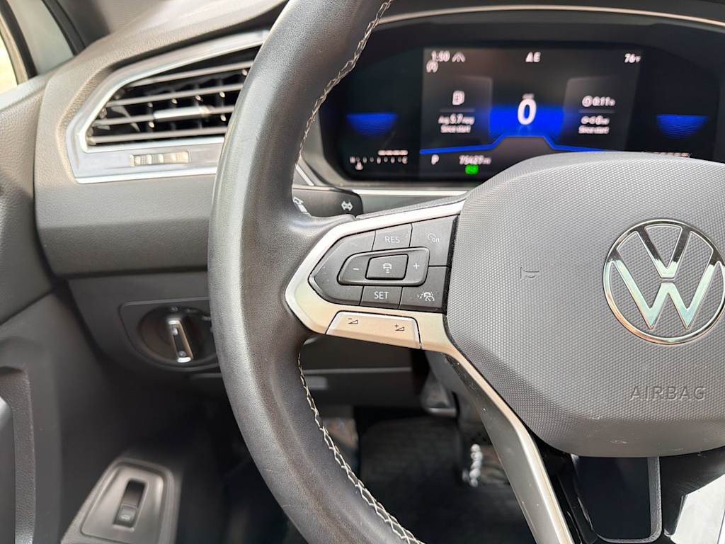 Thumbnail: 2022 Volkswagen Tiguan - 33