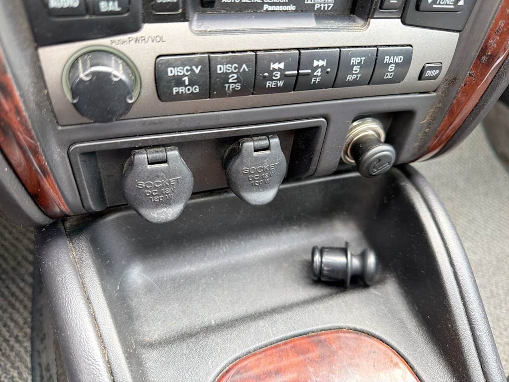 Thumbnail: 1998 Subaru Legacy - 35