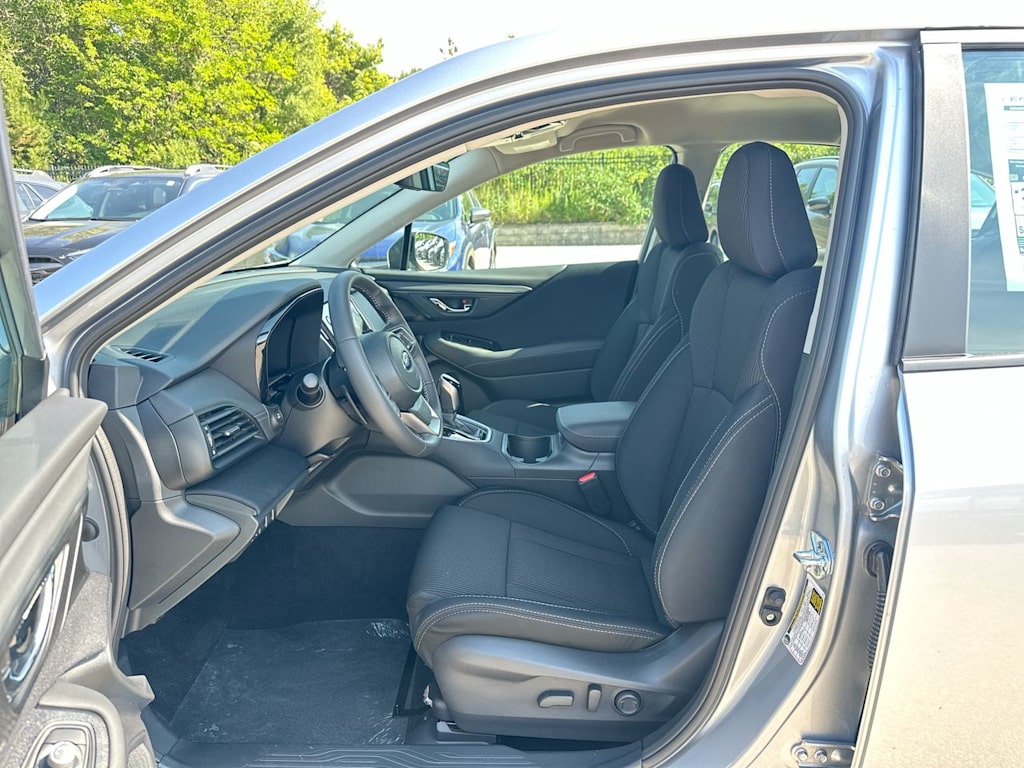 Thumbnail: 2025 Subaru Legacy - 10