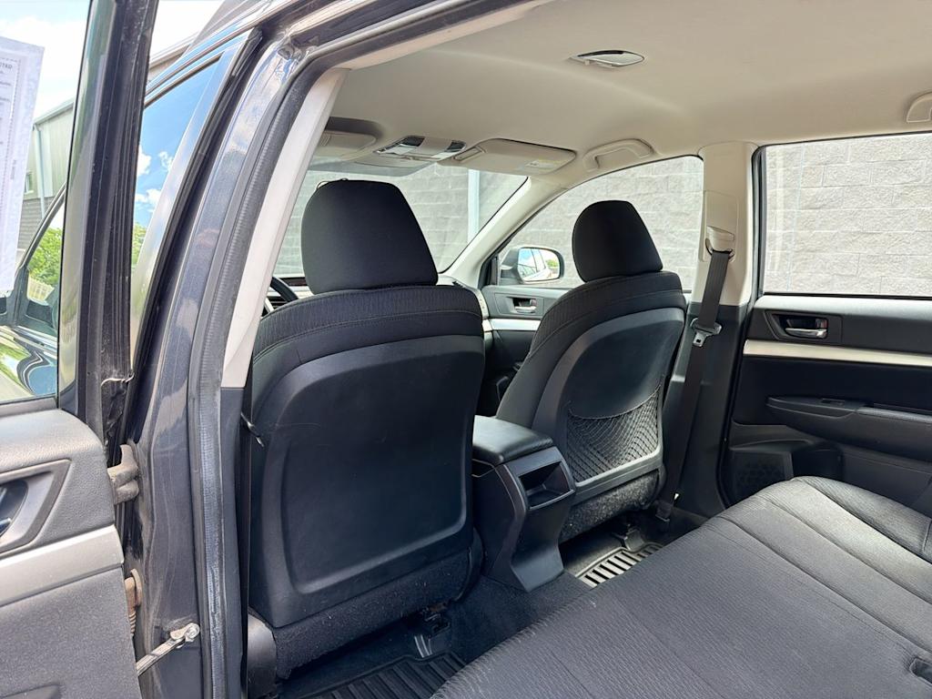 Thumbnail: 2011 Subaru Outback - 12