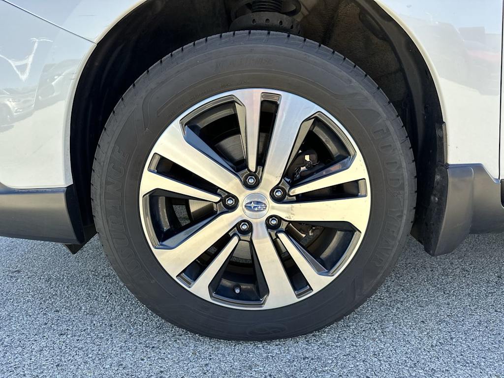 2018 Subaru Outback Limited 8