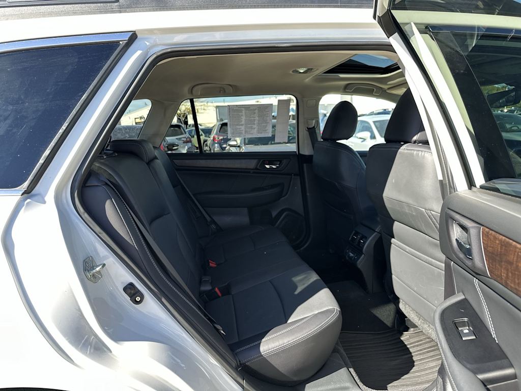 2018 Subaru Outback Limited 26