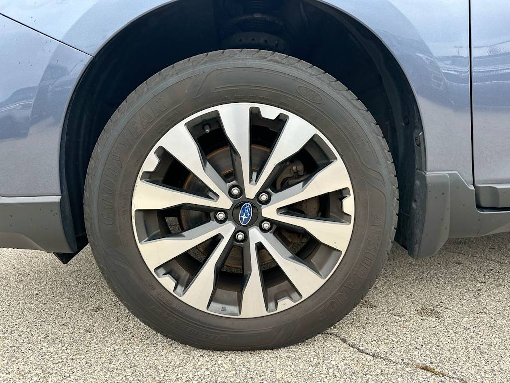 Thumbnail: 2017 Subaru Outback - 8