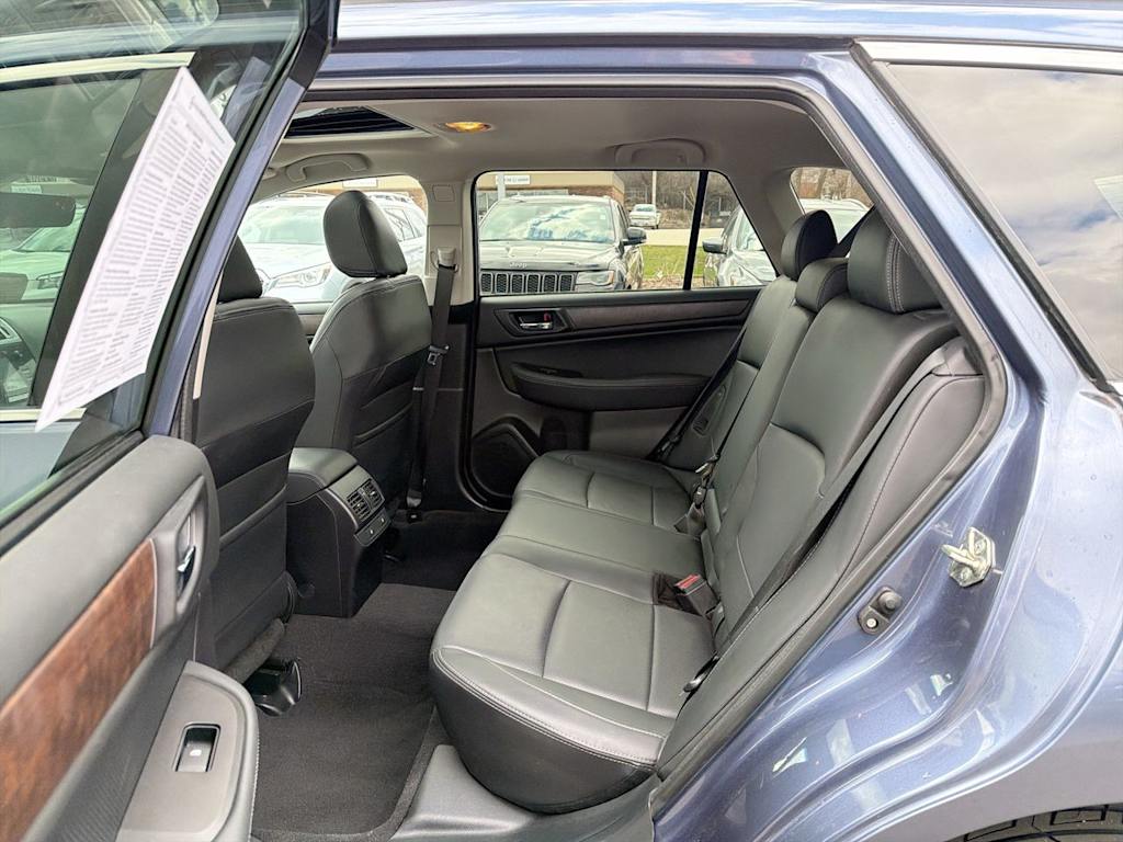 Thumbnail: 2017 Subaru Outback - 31