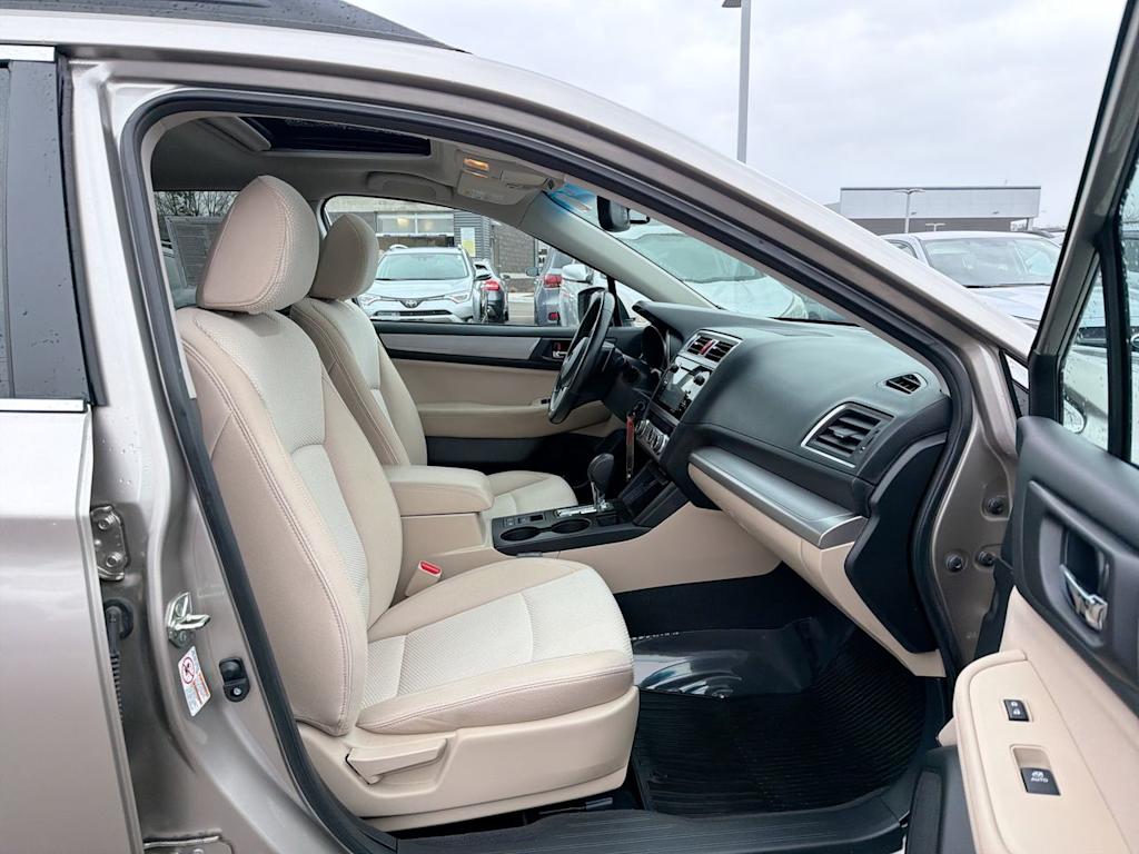 Thumbnail: 2015 Subaru Outback - 11