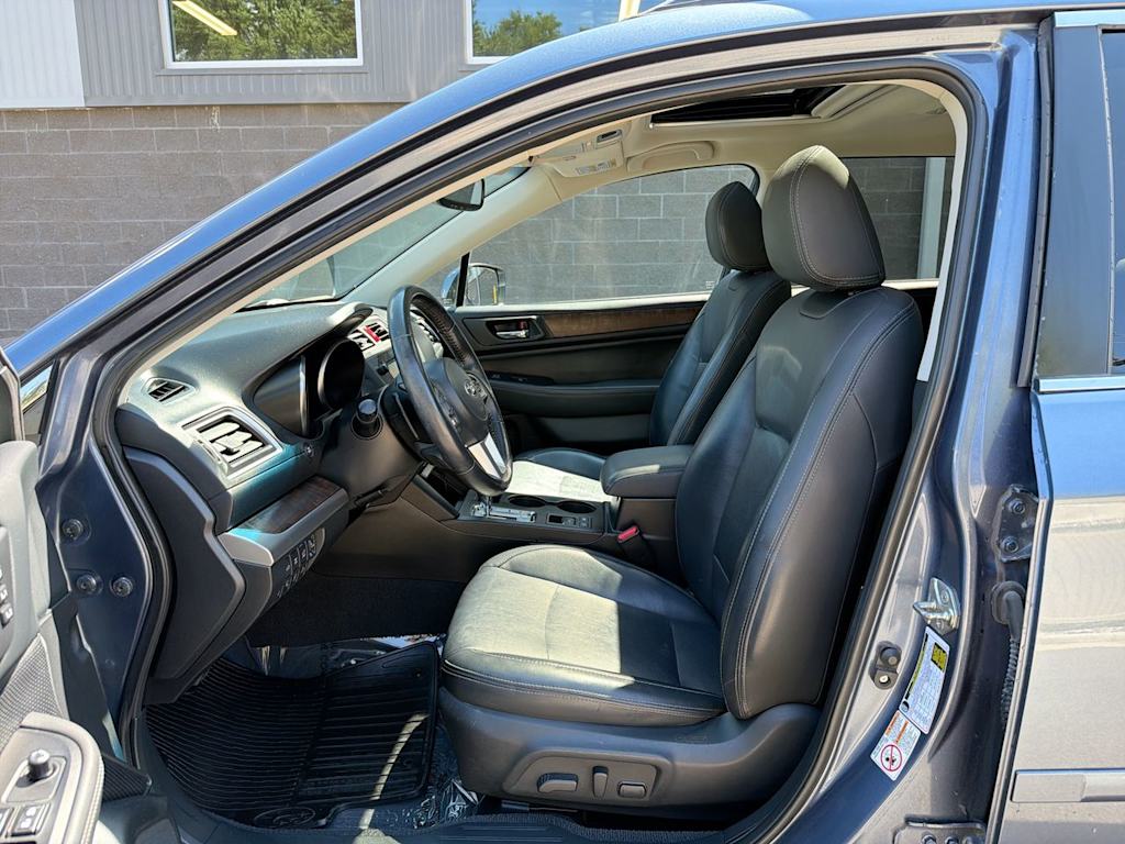 Thumbnail: 2015 Subaru Outback - 10