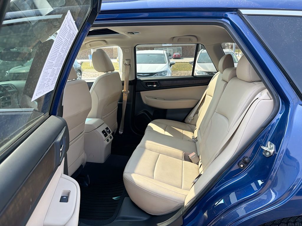 Thumbnail: 2017 Subaru Outback - 32