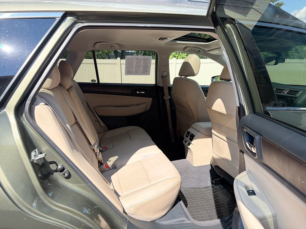 Thumbnail: 2017 Subaru Outback - 32