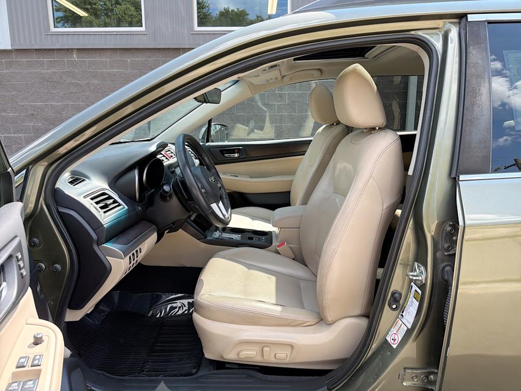 Thumbnail: 2017 Subaru Outback - 10